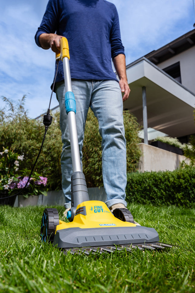 FineCut 230V - Kompakt Rasen- und Kantenschneider mit 25 cm Schnittbreite