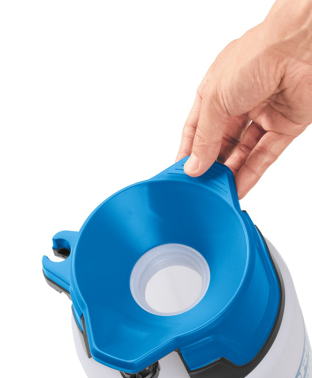 GLORIA FOAMCLEAN 300 großer Einfülltrichter mit Griff und Ausgießer für komfortables Befüllen